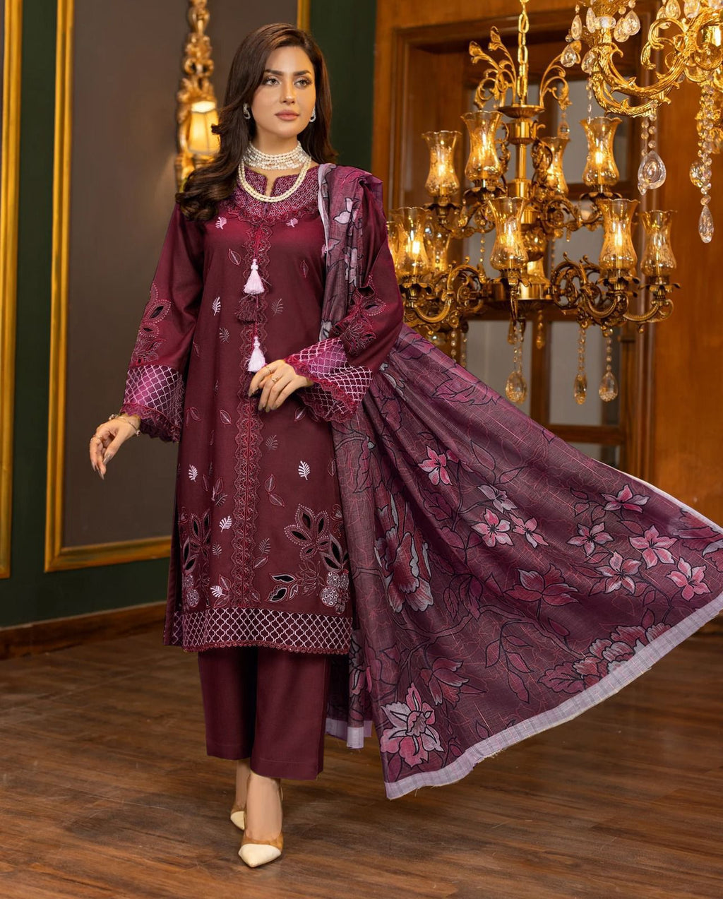 PREMIUM DHANAK  3PC EMBROIDERED SUITS